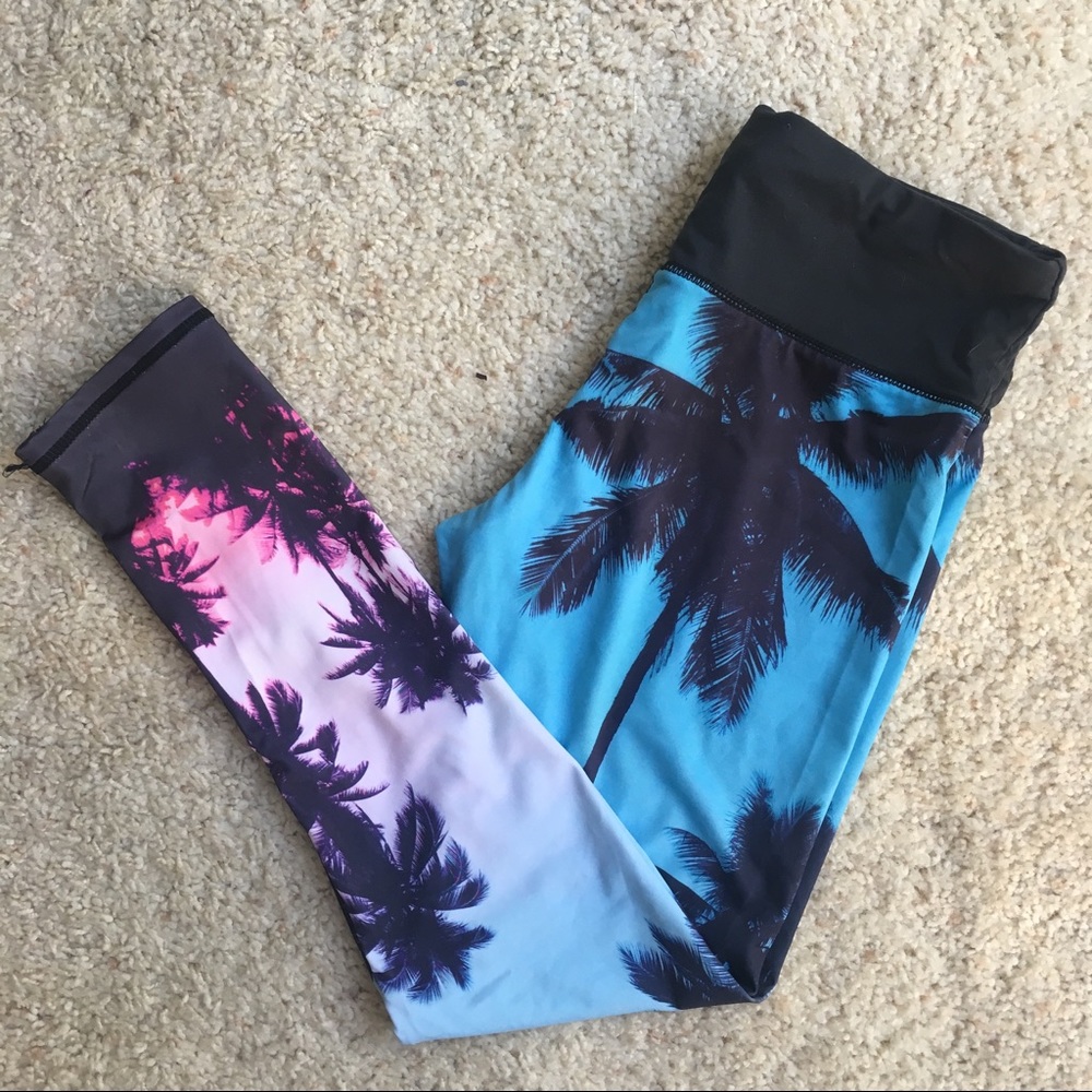 Cotton On Sunset Palm Tree Athletic Leggings